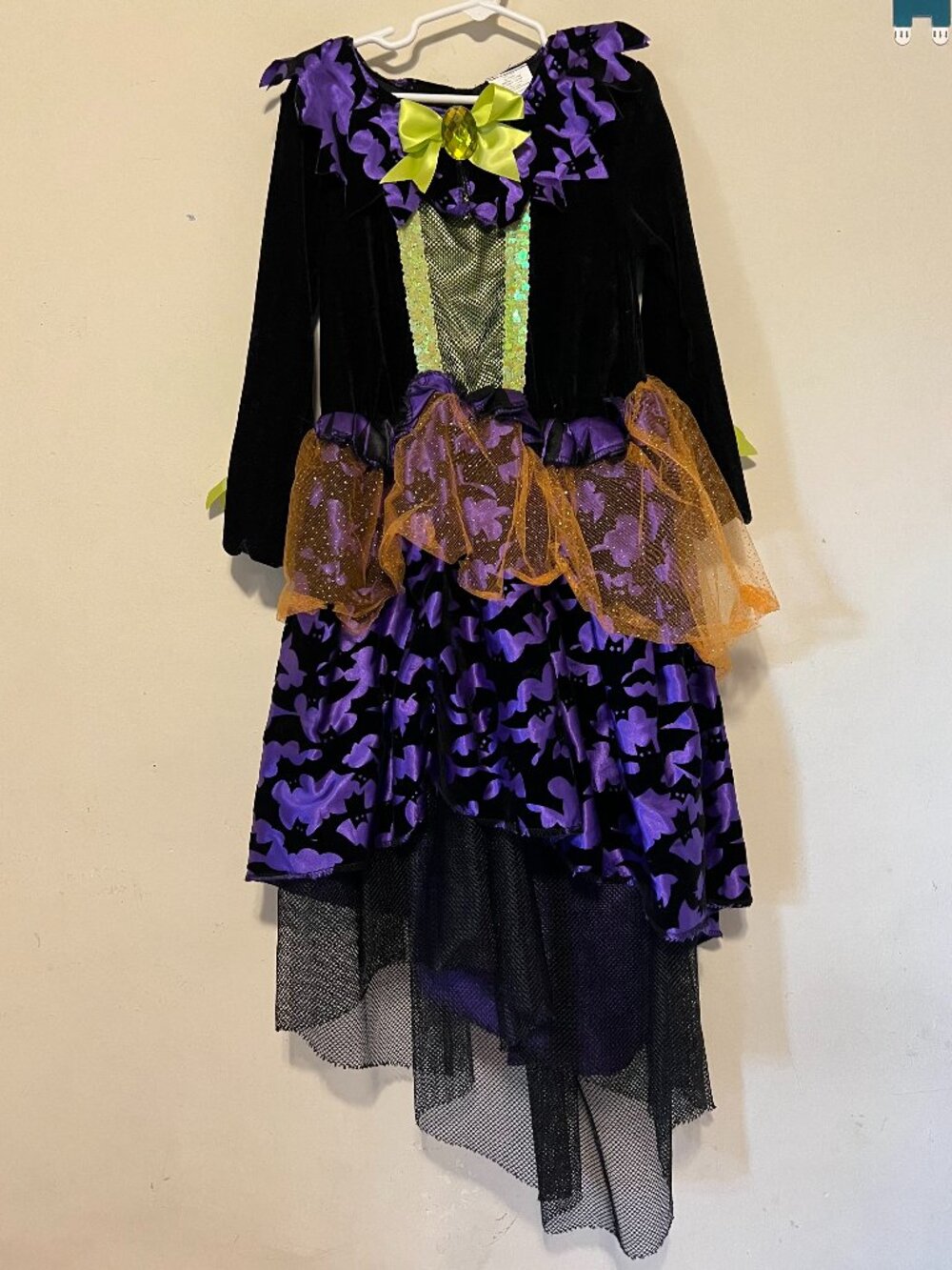 Girl's Witch Halloween Costume
